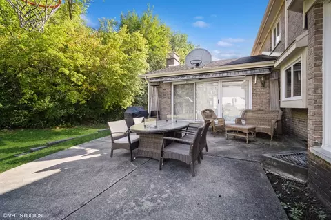 3170 Keystone Rd, Northbrook, IL 60062 photo 37