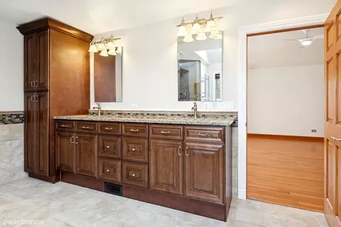 3170 Keystone Rd, Northbrook, IL 60062 photo 23