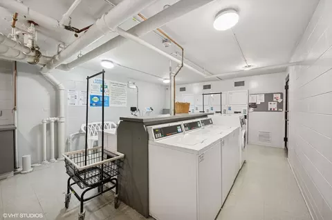 Other - 33 E Cedar St #5C, Chicago, IL 60611 photo 2 of 3