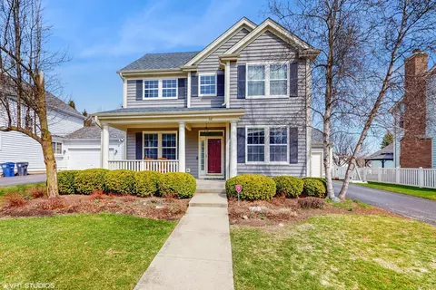 62 Depot St, Vernon Hills, IL 60061