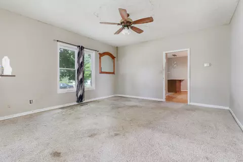 201 E Boundary St, Stanford, IL 61774 photo 5