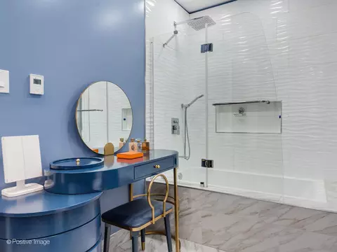 1168 E 54th St, Chicago, IL 60615 photo 18