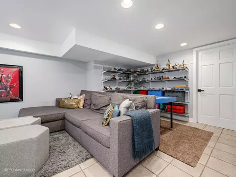 1168 E 54th St, Chicago, IL 60615 photo 22