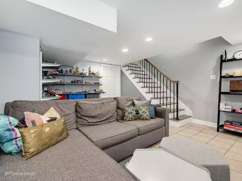 1168 E 54th St, Chicago, IL 60615 photo 21