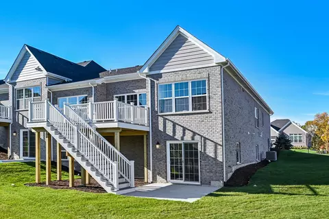 12235 Copper Ridge Dr #18, Lemont, IL 60439