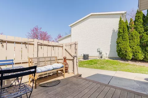Exterior - 1542 Hunt Dr #A, Normal, IL 61761 photo 4 of 6