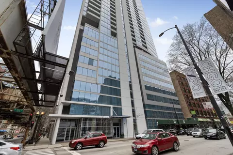 303 W Ohio St #2707, Chicago, IL 60654