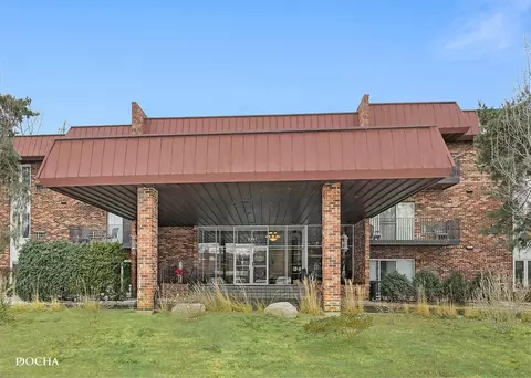 1041 W Ogden Ave #319, Naperville, IL 60563