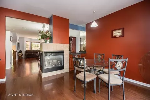 Dining - 522 Prestwick Ln, Wheeling, IL 60090 photo 3 of 4