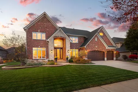 4239 Chaparral Dr, Naperville, IL 60564