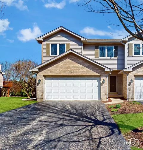 829 N 1st St, Elburn, IL 60119