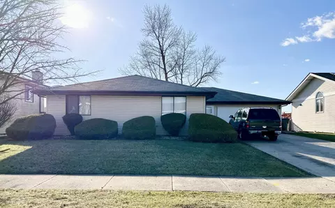 20138 Arroyo Ave, Lynwood, IL 60411