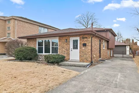 9426 S Springfield Ave, Evergreen Park, IL 60805