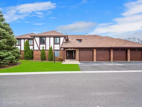 9313 Montgomery Dr #158, Orland Park, IL 60462