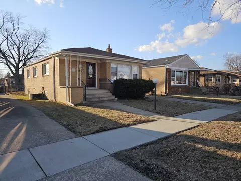 14516 S Hoxie Ave, Burnham, IL 60633