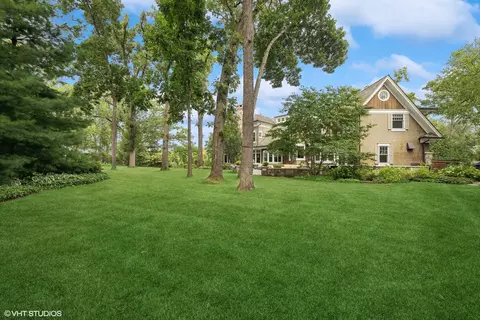 Exterior - 624 Pine Ln, Winnetka, IL 60093 photo 21 of 38