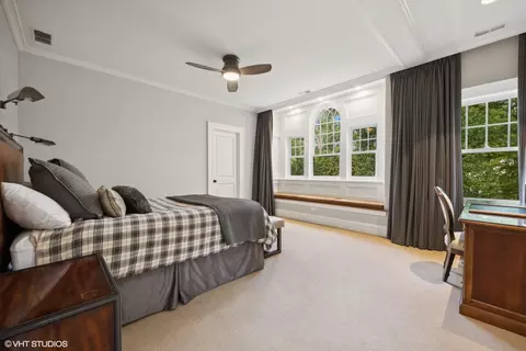 Bedroom - 624 Pine Ln, Winnetka, IL 60093 photo 3 of 6