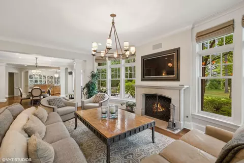 Living - 624 Pine Ln, Winnetka, IL 60093 photo 1 of 4
