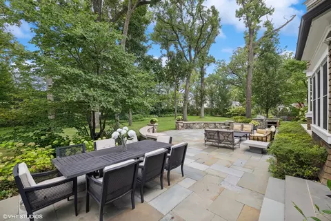 Exterior - 624 Pine Ln, Winnetka, IL 60093 photo 20 of 38