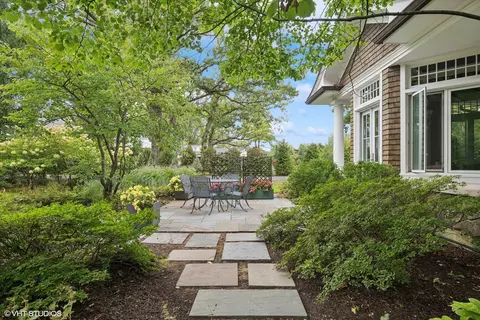 Exterior - 624 Pine Ln, Winnetka, IL 60093 photo 26 of 38