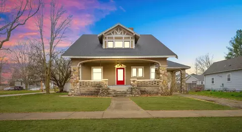 108 King St, Newman, IL 61942