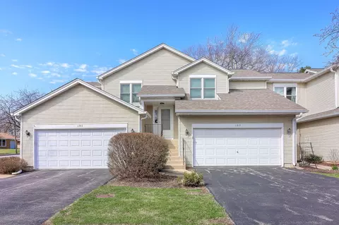 189 Lilac Ln #189, North Aurora, IL 60542