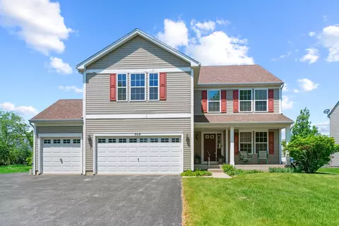 968 Pattee Ave, Elburn, IL 60119