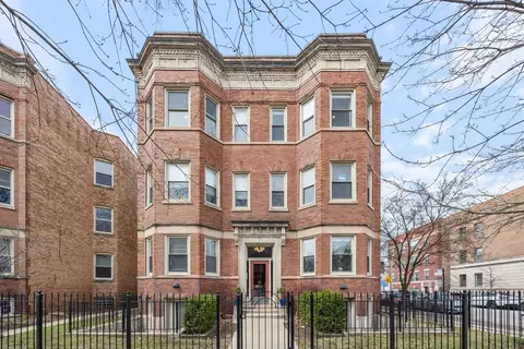 4454 N Dover St #3N, Chicago, IL 60640