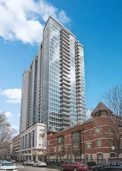 1629 S Prairie Ave #2206, Chicago, IL 60616