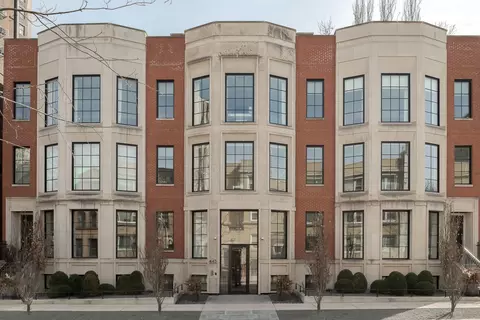 445 W Arlington Pl #4E, Chicago, IL 60614