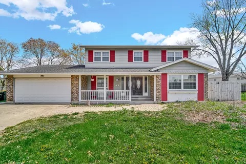 127 Tottenham Ln, Elk Grove Village, IL 60007