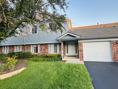 1665 Commodore Ct #6, Schaumburg, IL 60193