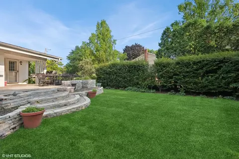 Exterior - 1508 Gamon Rd, Wheaton, IL 60189 photo 4 of 5