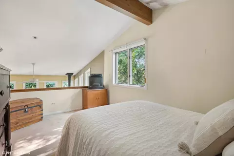 Bedroom - 1508 Gamon Rd, Wheaton, IL 60189 photo 4 of 4