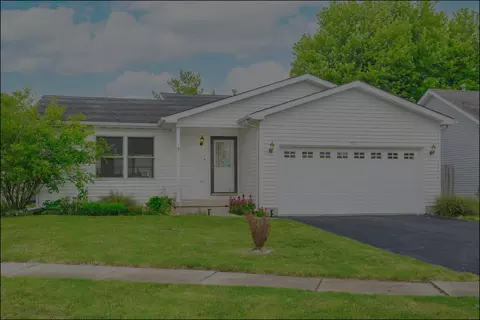 723 Hedge Dr, Dekalb, IL 60115