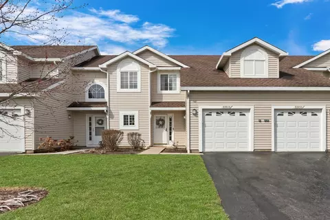 33924 N Berwick Ln, Gurnee, IL 60031
