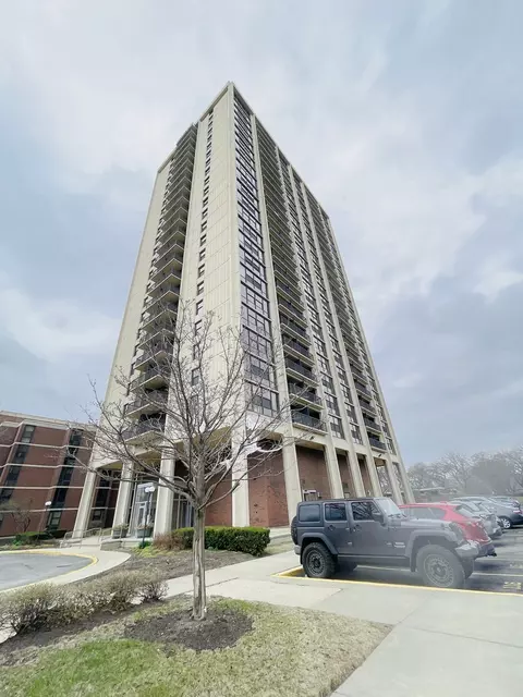 3001 S Michigan Ave #2004, Chicago, IL 60616