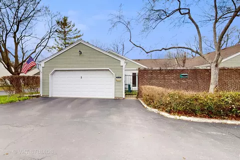 1 Bridgton On Asbury, Rolling Meadows, IL 60008