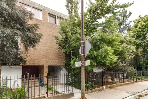 1325 E 55th St, Chicago, IL 60615
