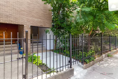 Exterior - 1325 E 55th St, Chicago, IL 60615 photo 5 of 8