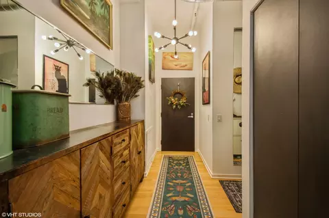 Entry Way - 6 E Monroe St #603, Chicago, IL 60603 photo 1 of 1