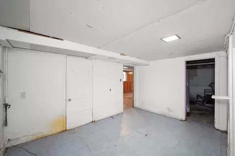 5950 S Artesian Ave, Chicago, IL 60629 photo 26