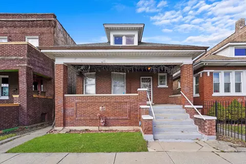 5950 S Artesian Ave, Chicago, IL 60629 photo 1