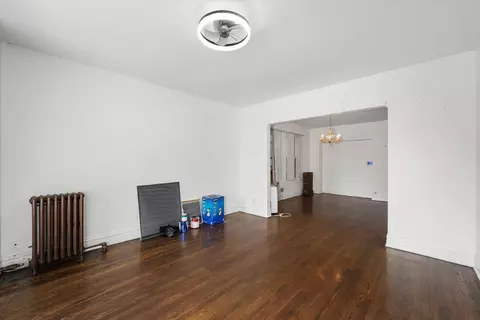 5950 S Artesian Ave, Chicago, IL 60629 photo 11