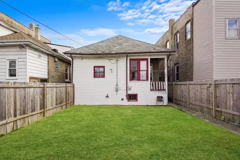 5950 S Artesian Ave, Chicago, IL 60629 photo 24