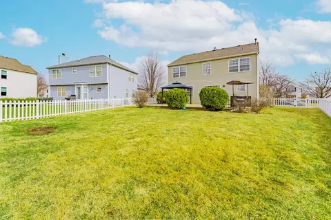 Exterior - 1907 Long Ridge Ct, Plainfield, IL 60586 photo 8 of 9