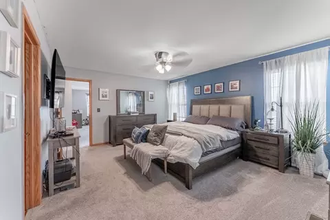 Bedroom - 1907 Long Ridge Ct, Plainfield, IL 60586 photo 3 of 7