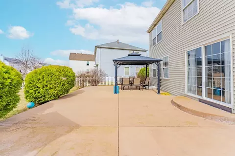 Exterior - 1907 Long Ridge Ct, Plainfield, IL 60586 photo 4 of 9