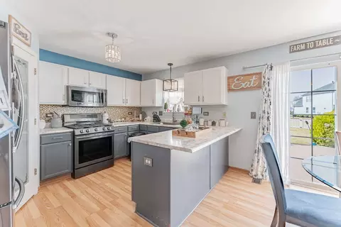 Kitchen - 1907 Long Ridge Ct, Plainfield, IL 60586 photo 1 of 1