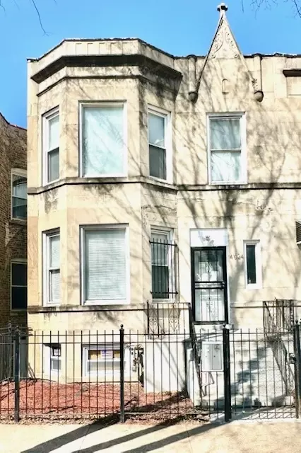 4024 W Polk St, Chicago, IL 60624